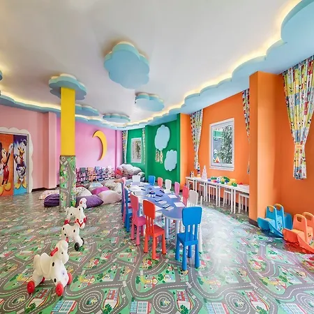 호텔 Royal Garden 5*